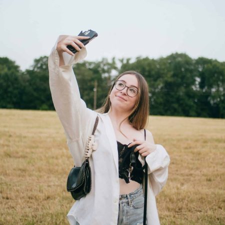 Dangers d'internet chez les adolescents